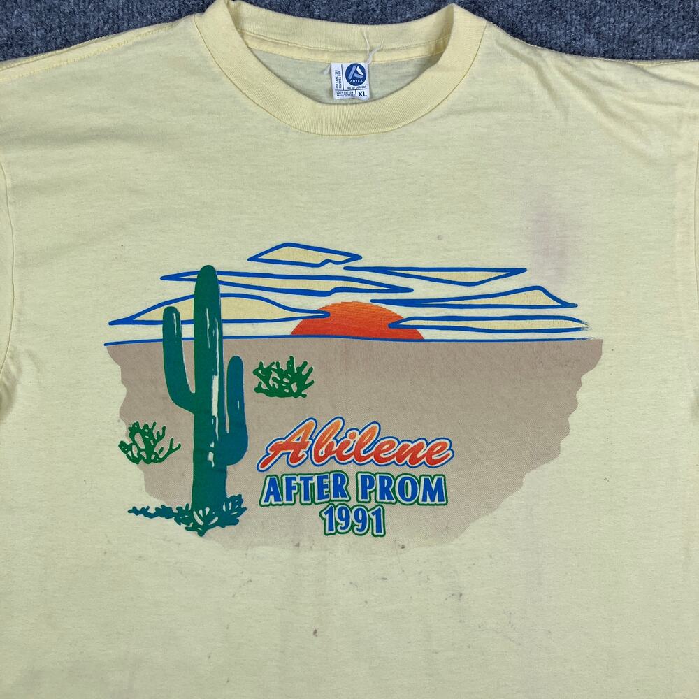 Artex‎ T-Shirt Mens Size XL Yellow Abilene After Prom 1991 Desert Graphic Tee